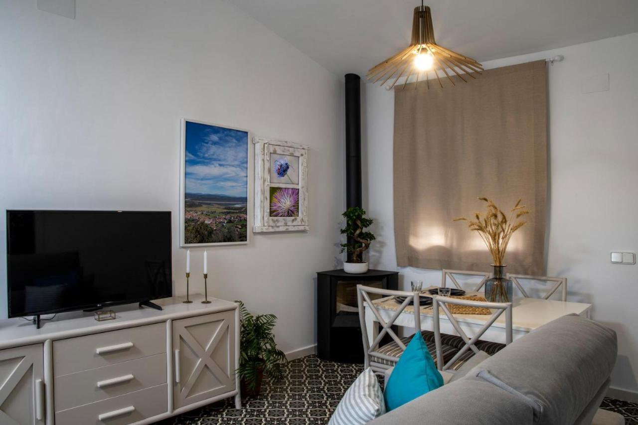 Apartamentos Rurales Helechosa, Las Tres Penas Exterior foto